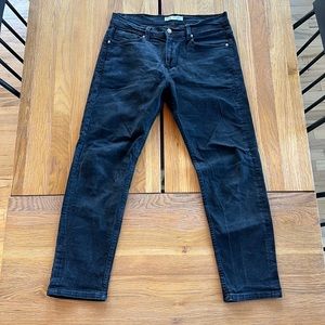ZARA Men’s US 32 stretchy fit jeans